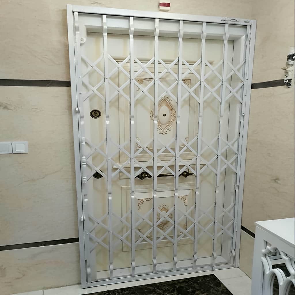 حفاظ آکاردئونی ۳ گل تسمه ۲ سانتی متر 3 خدمات پس از فروش حفاظ