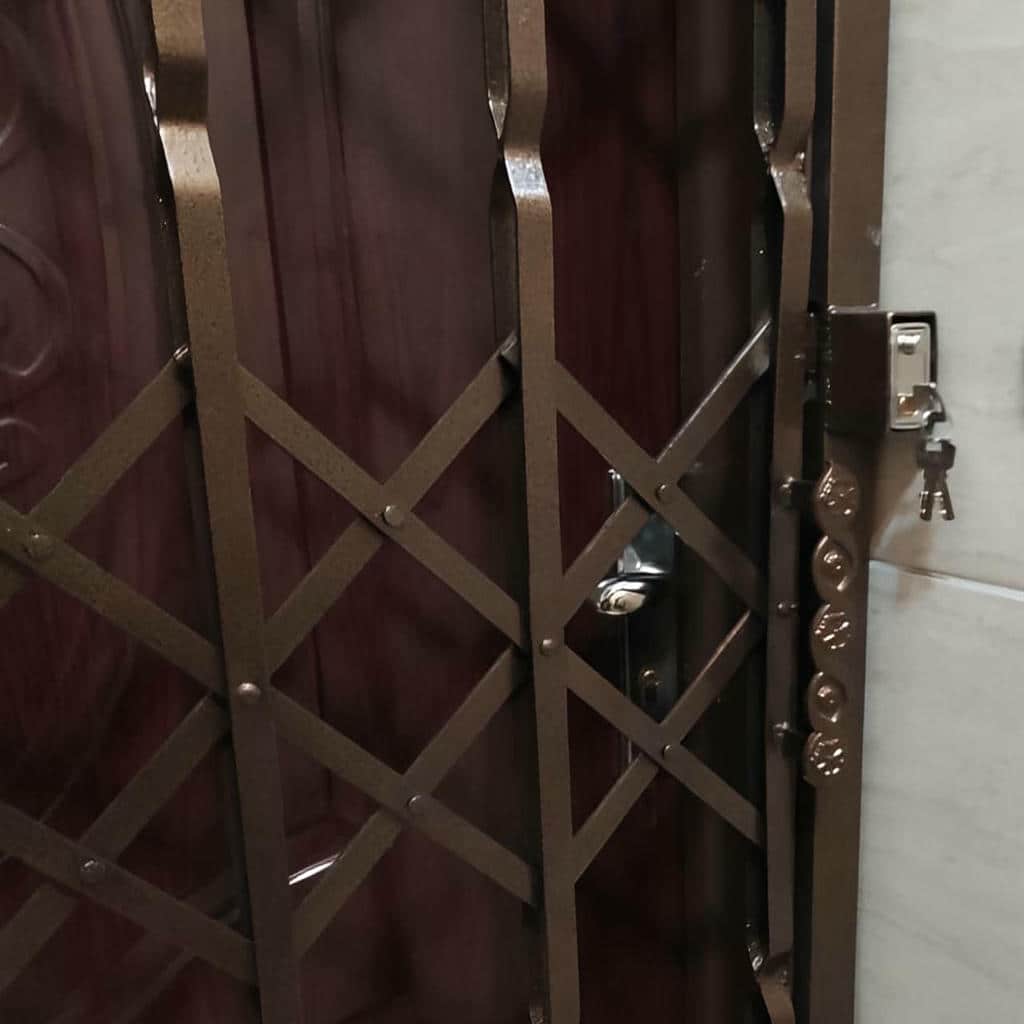 فروش درب آکاردئونی قفل کتابی در بومهن