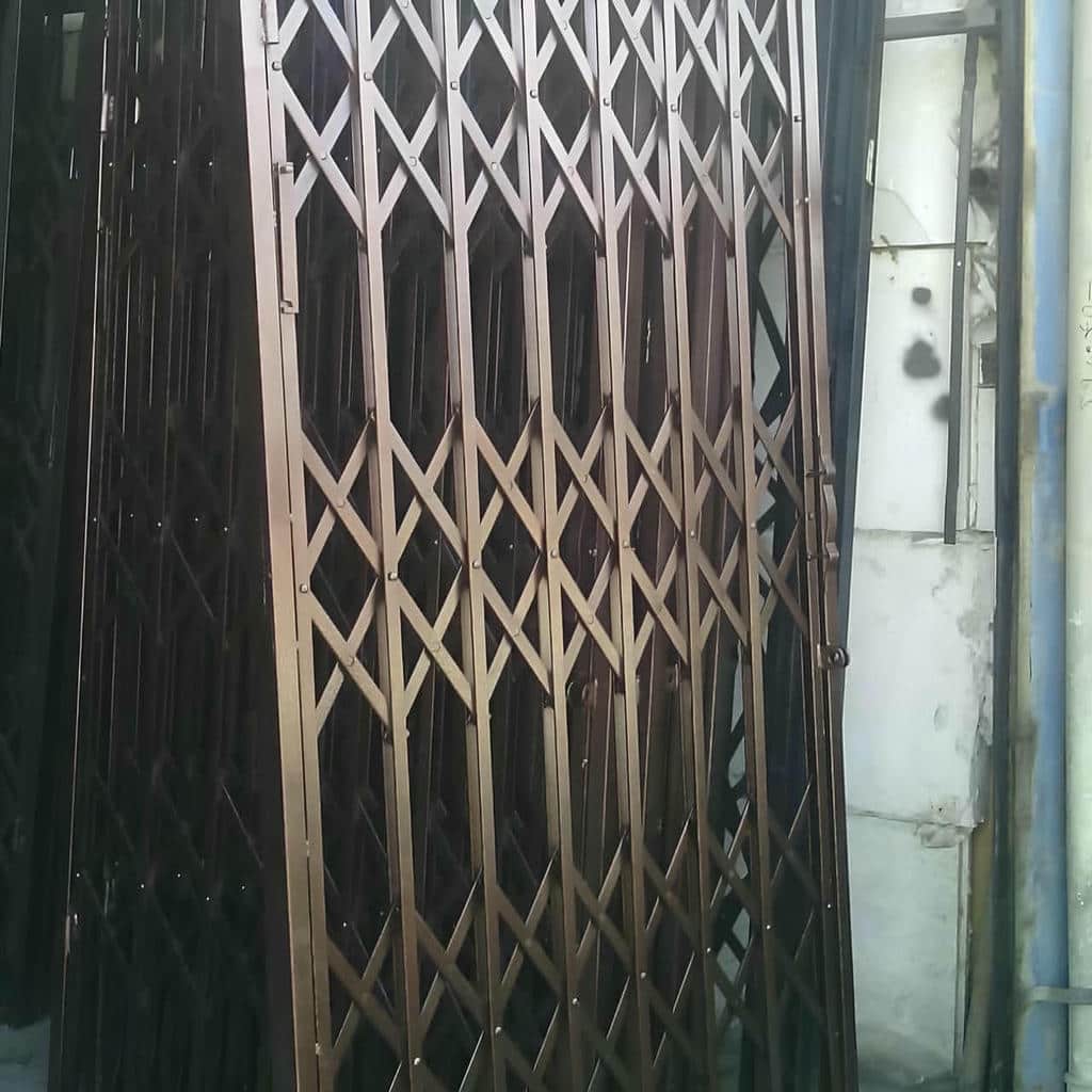 خرید درب آکاردئونی آپارتمان دوگل در کاشان