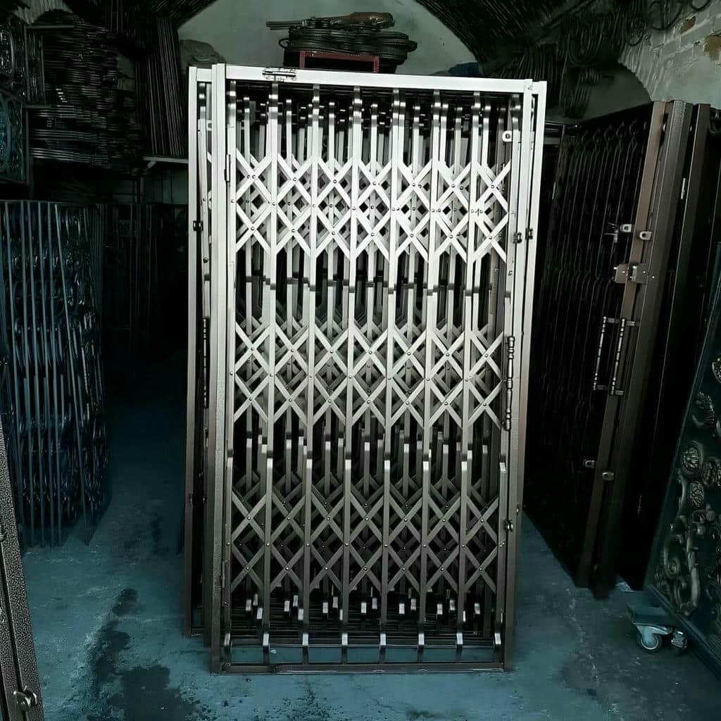 نصب درب آکاردئونی آپارتمان ریلی تاشو در قزوین نصب درب آکاردئونی آپارتمان ریلی تاشو در قزوین