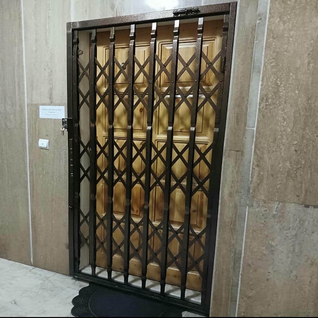 فروش درب آکاردئونی آپارتمان رنگ ضدزنگ در بیرجند