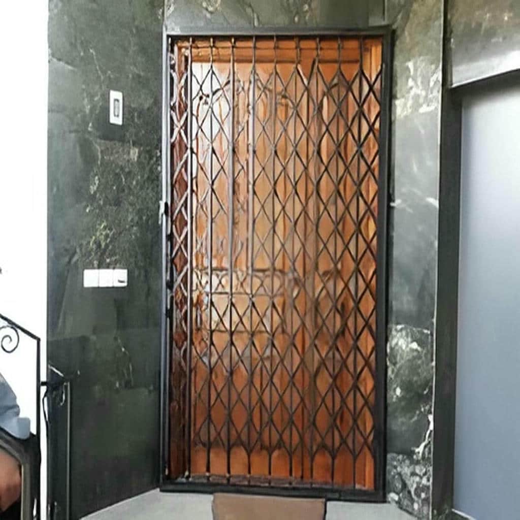 درب آکاردئونی در بومهن