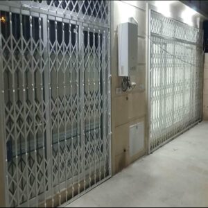 درب آکاردئونی آپارتمان در کرج
