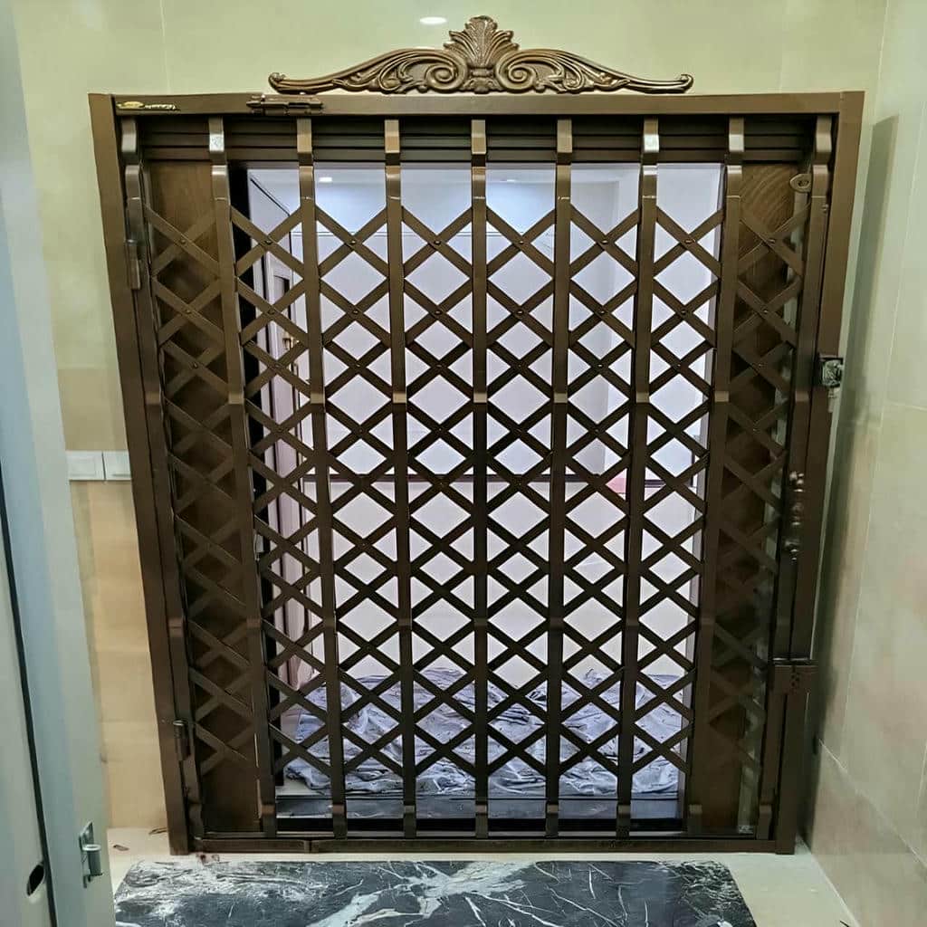 خرید درب آکاردئونی ضدسرقت در آبسرد