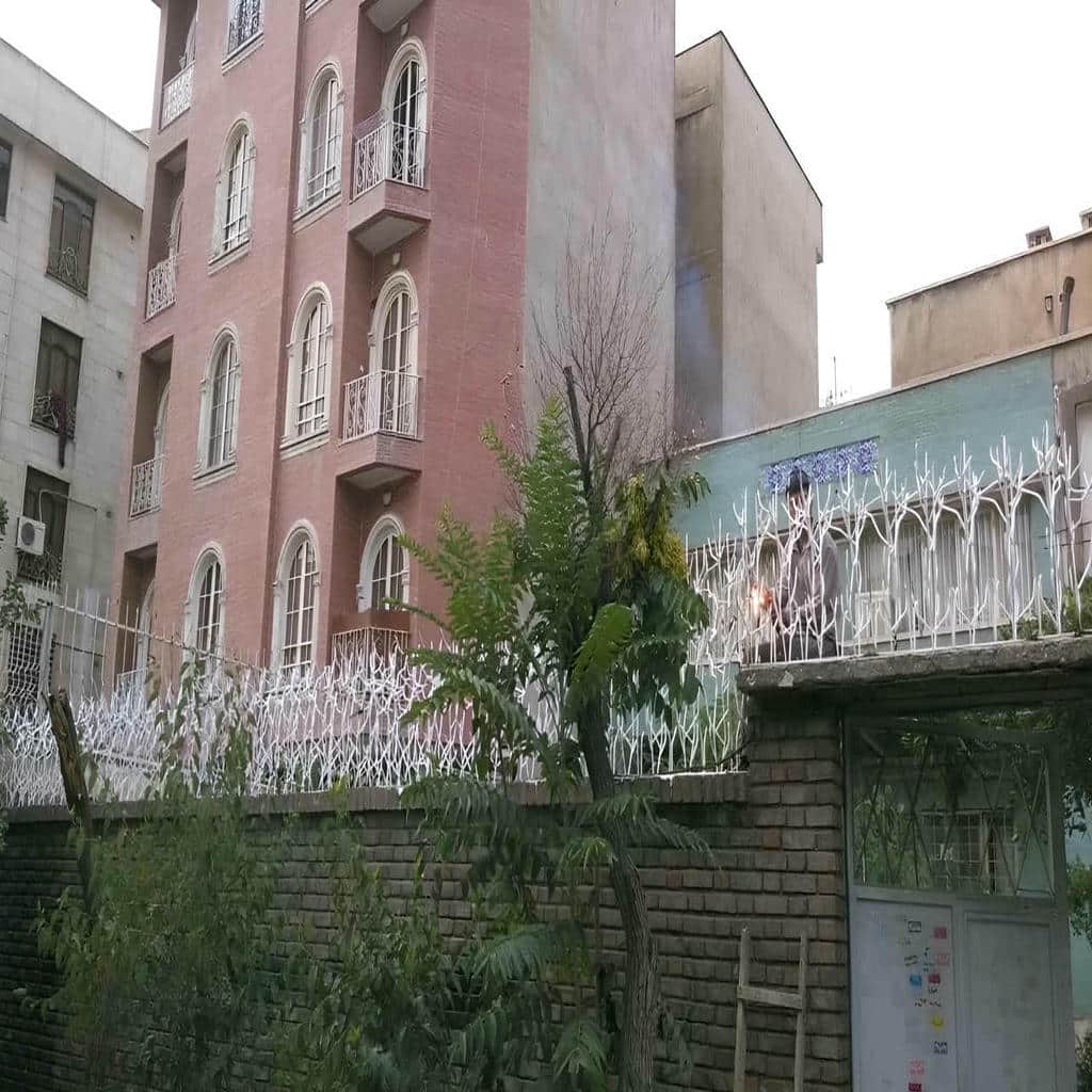 نصب حفاظ شاخ گوزنی بازدارنده در فردیس کرج