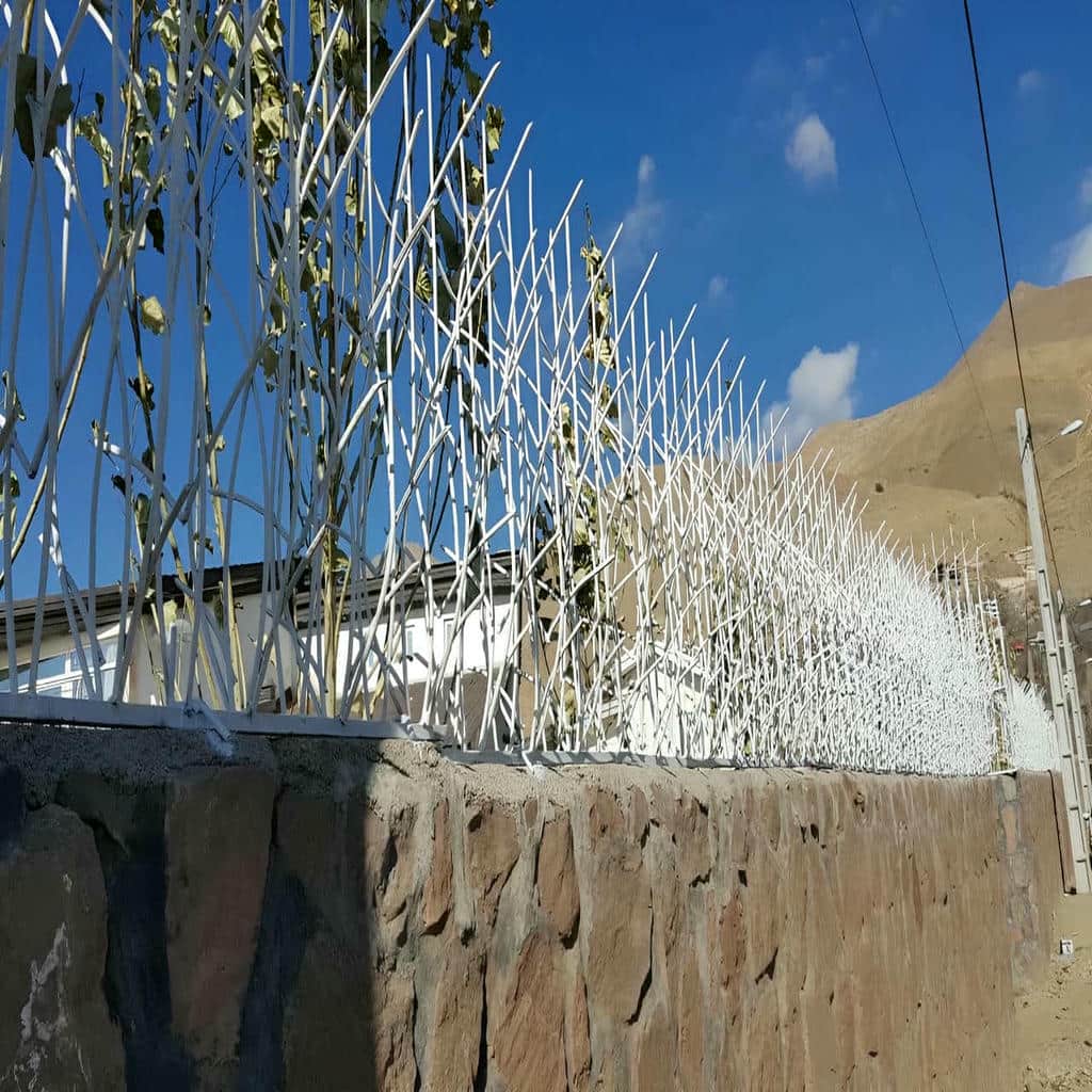 نصب حفاظ شاخ گوزنی ضدسرقت در بندر انزلی