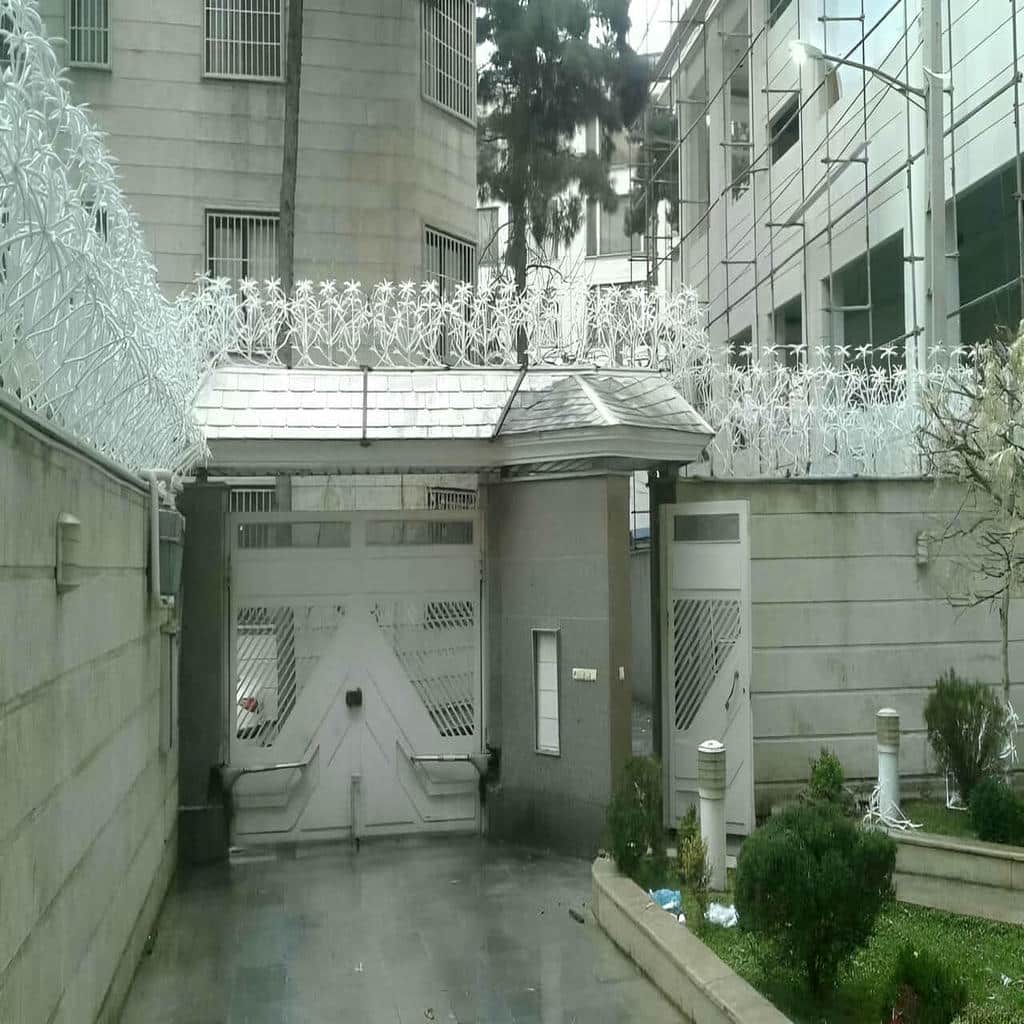 نصب حفاظ شاخ گوزنی حفاظ دیوار ساختمان در گنبدکاووس نصب حفاظ شاخ گوزنی حفاظ دیوار ساختمان در گنبدکاووس