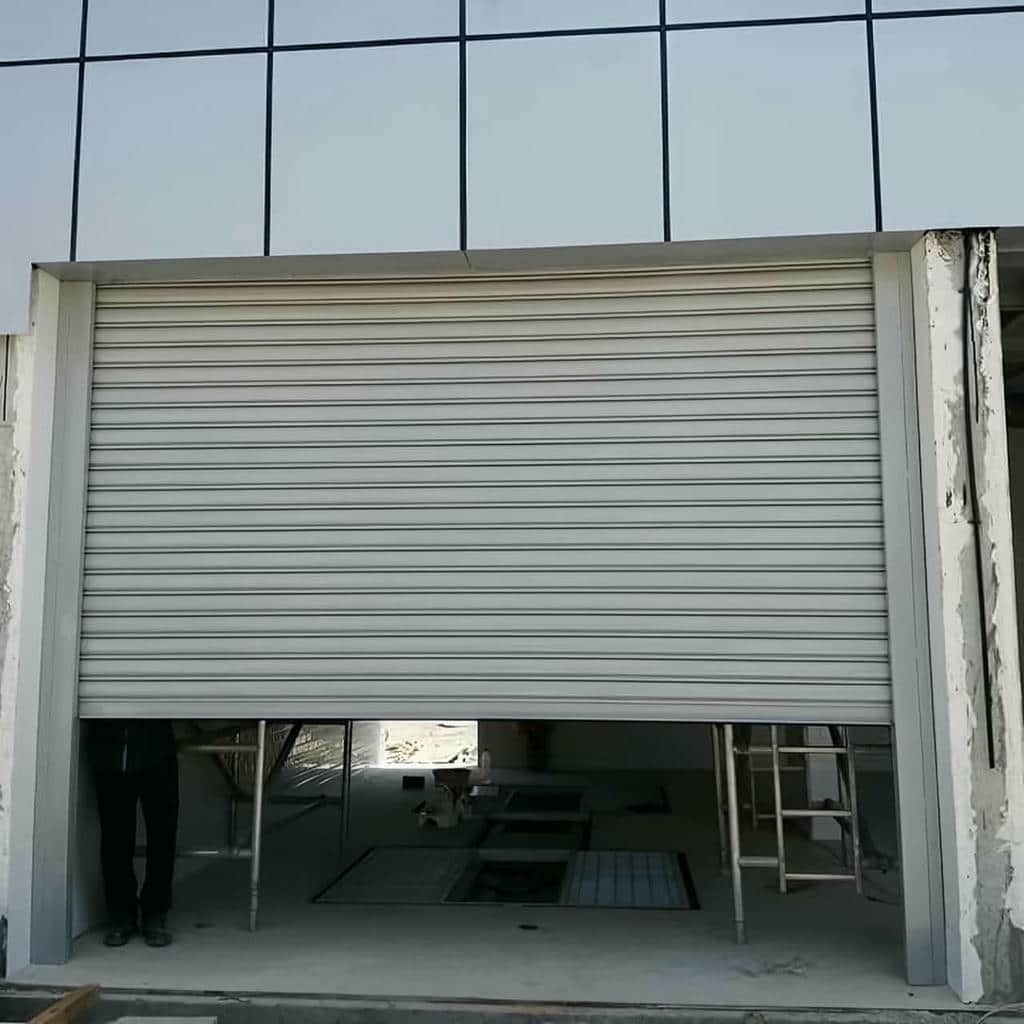 نصب کرکره برقی ساختمان در محمودآباد نصب کرکره برقی ساختمان در محمودآباد