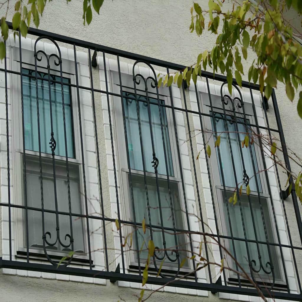 قیمت حفاظ پنجره فرفورژه بازشو در رشت