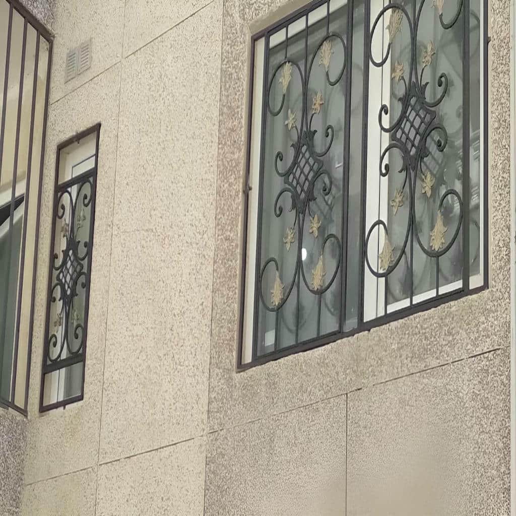 حفاظ پنجره فرفورژه در استان گیلان