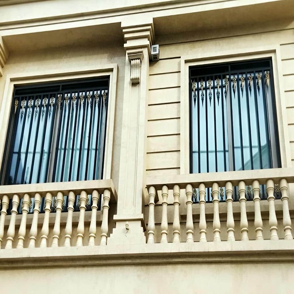 حفاظ پنجره فرفورژه در آمل