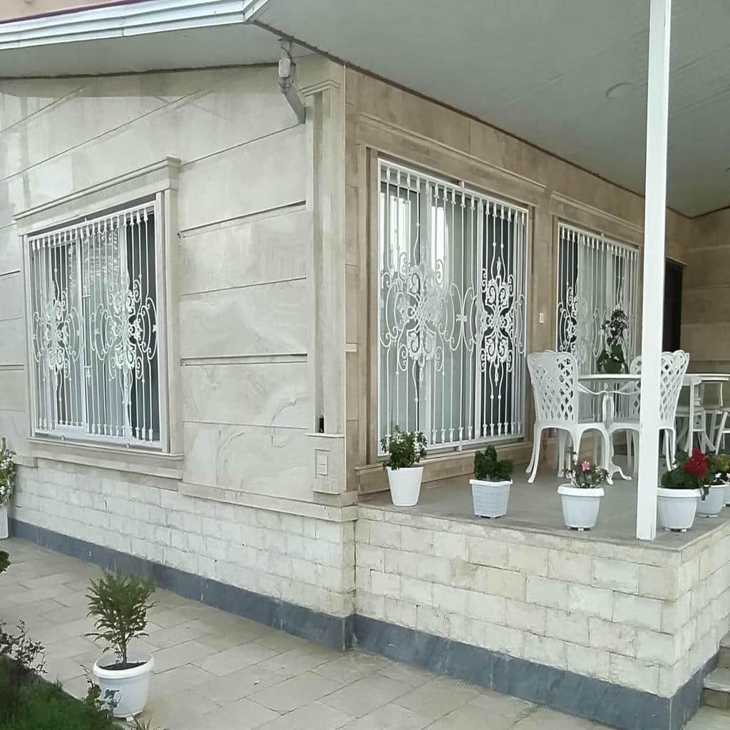 کارخانه حفاظ پنجره فرفورژه سفارشی در چالوس