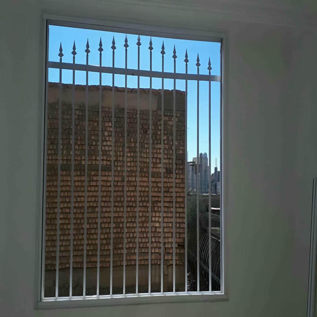 خرید حفاظ پنجره فرفورژه ضدزنگ در استان گیلان خرید حفاظ پنجره فرفورژه ضدزنگ در استان گیلان