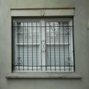 حفاظ پنجره فرفورژه در اندیشه