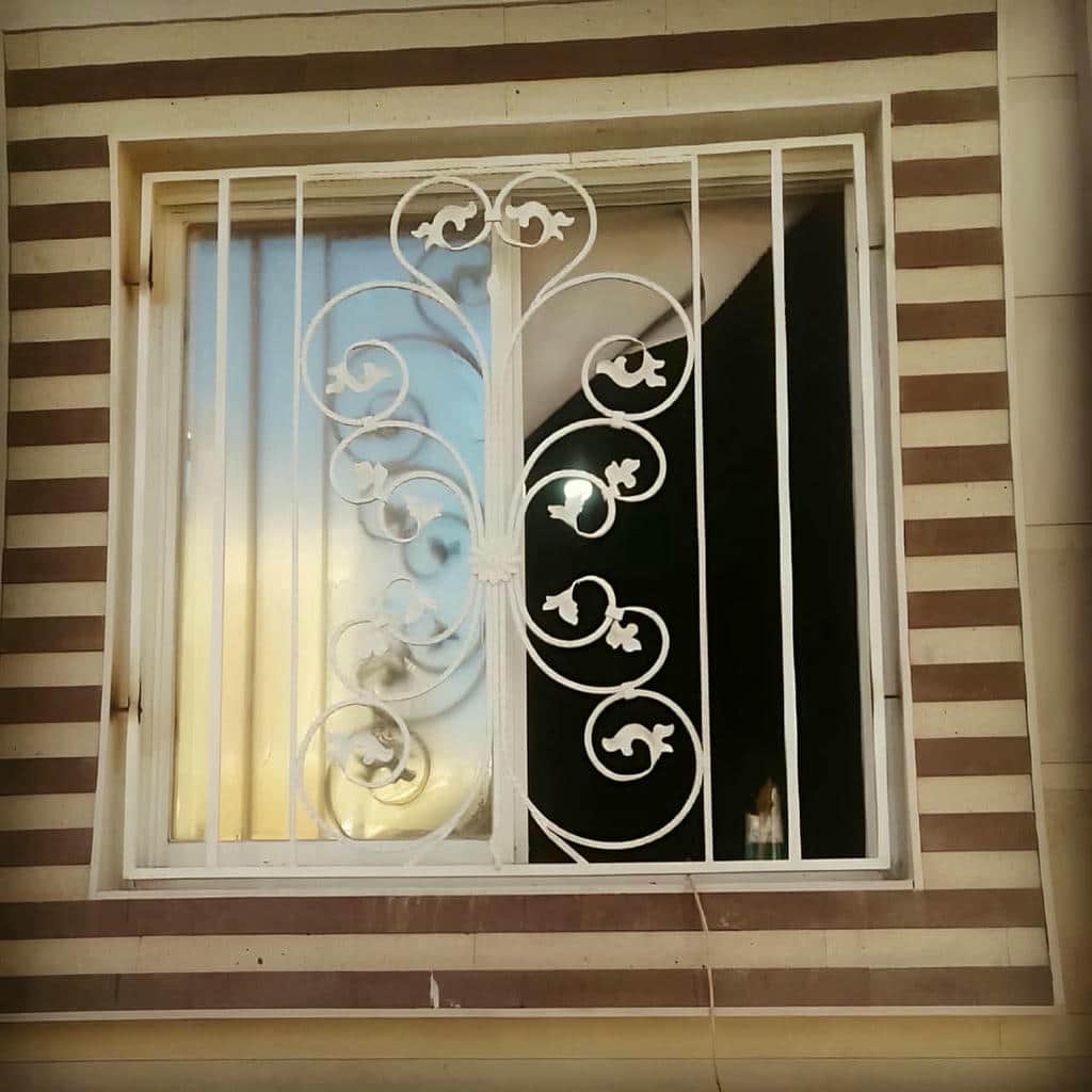 فروش حفاظ پنجره فرفورژه ثابت در ایلام