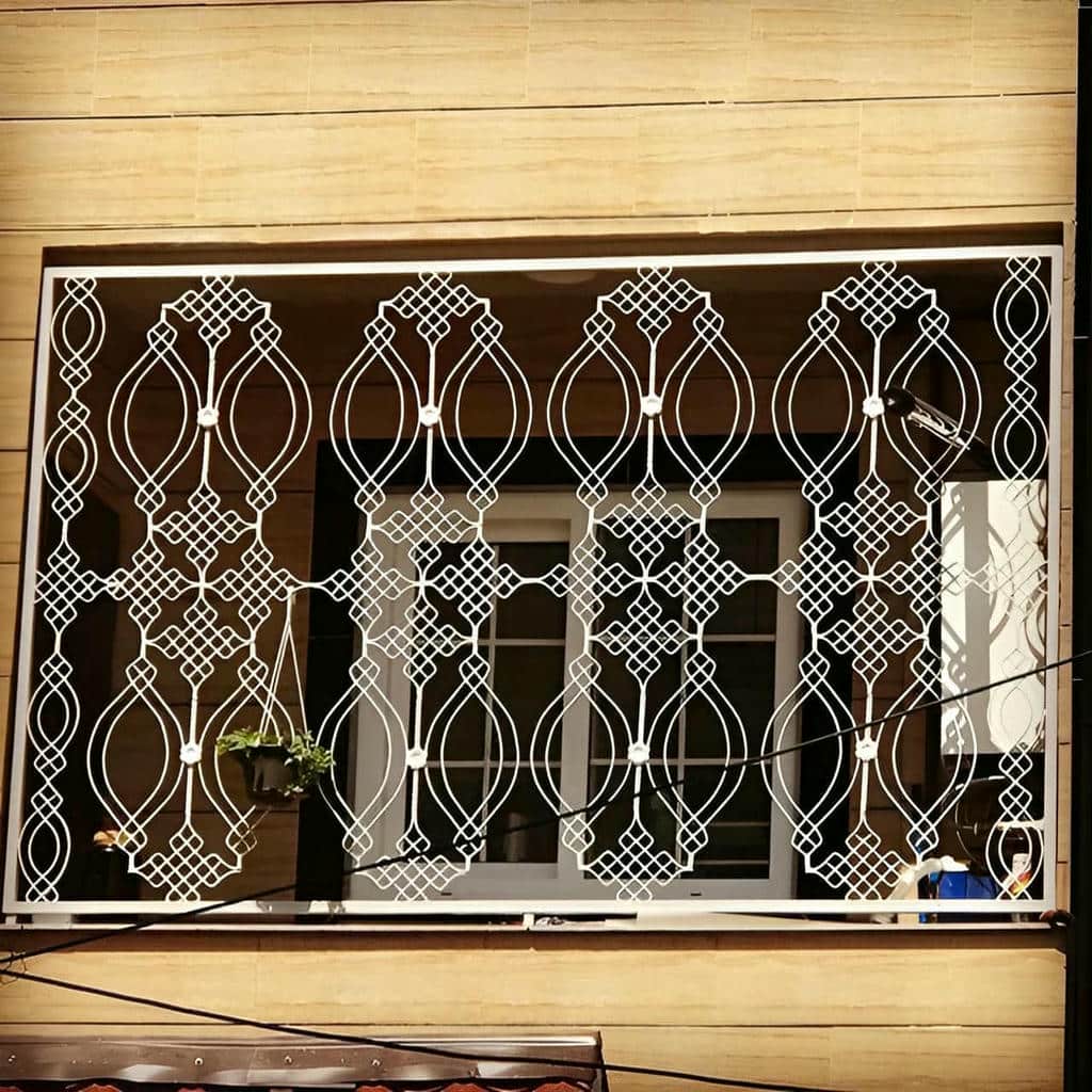 قیمت حفاظ پنجره فرفورژه ویلایی در ساوه
