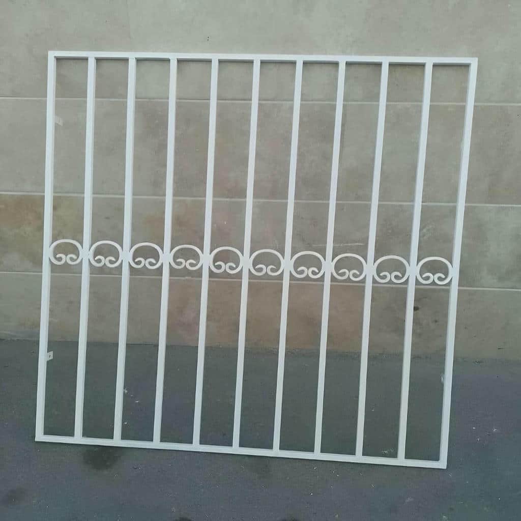 حفاظ پنجره فرفورژه در شهرکرد