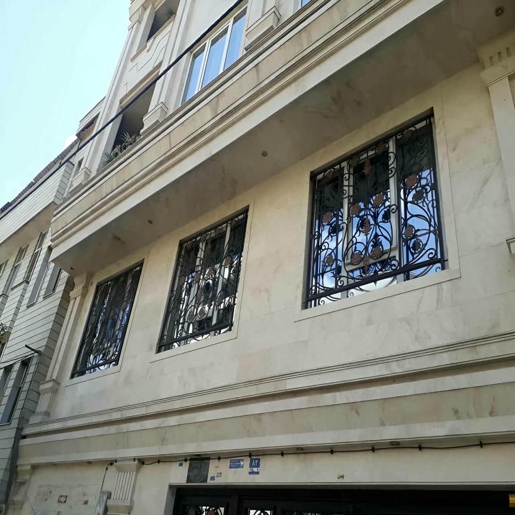 کارخانه حفاظ پنجره فرفورژه سفارشی در زاهدان کارخانه حفاظ پنجره فرفورژه سفارشی در زاهدان