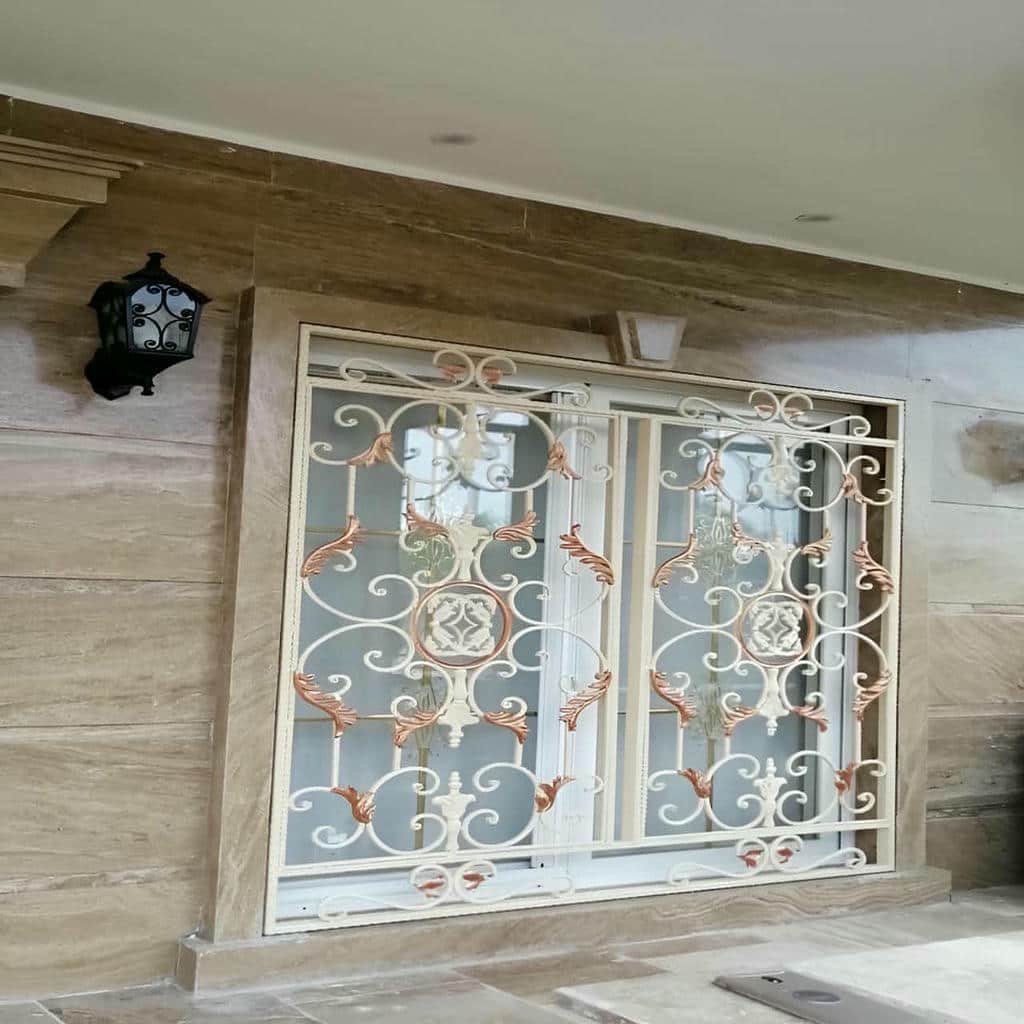 قیمت حفاظ پنجره فرفورژه ساده در کرمان