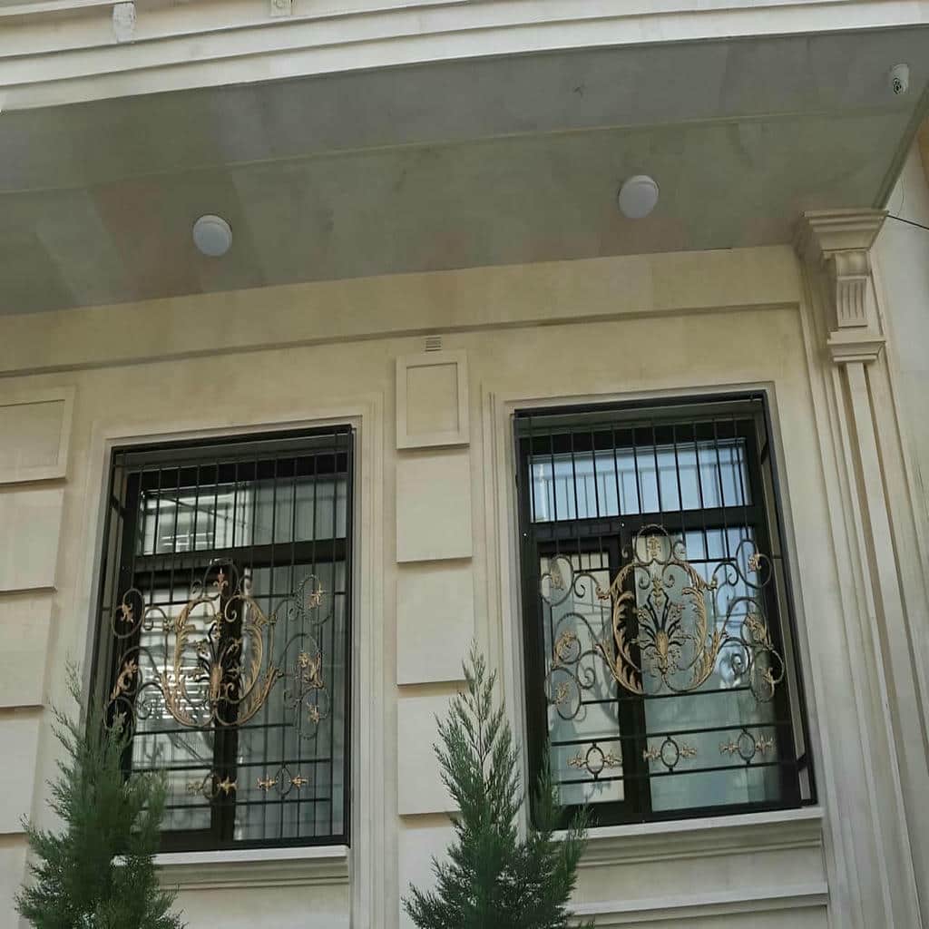 حفاظ پنجره فرفورژه در ساری