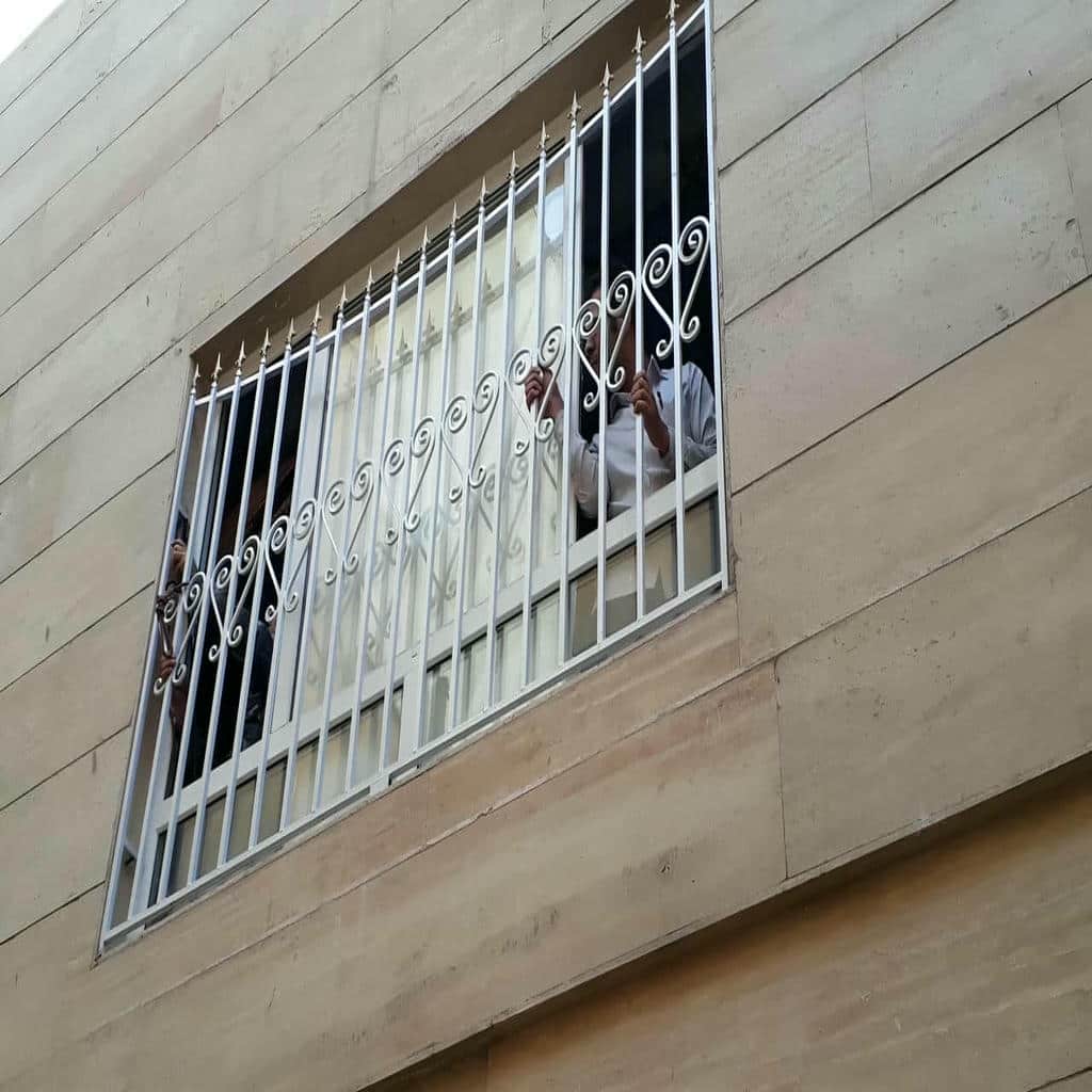 فروش حفاظ پنجره فرفورژه ثابت در بندر دیلم