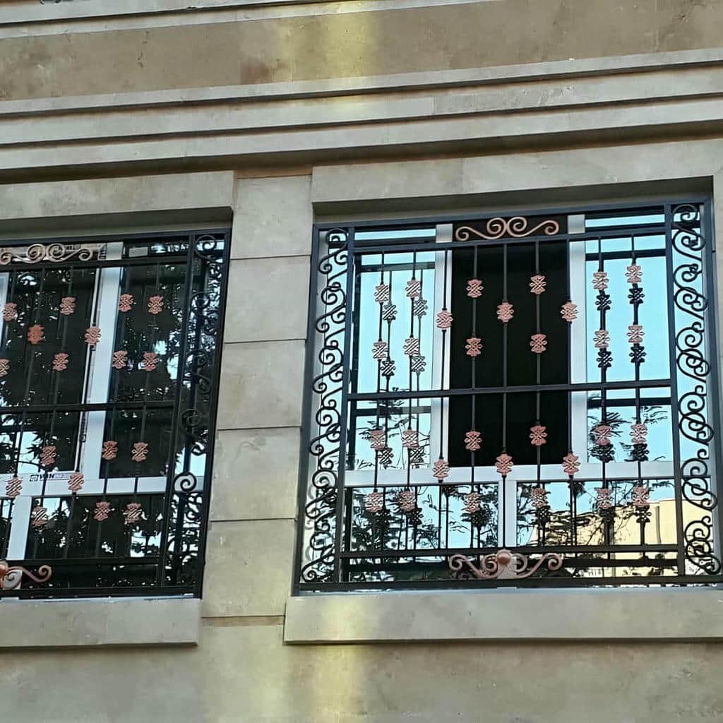 نصب حفاظ پنجره فرفورژه ثابت در سبزوار نصب حفاظ پنجره فرفورژه ثابت در سبزوار