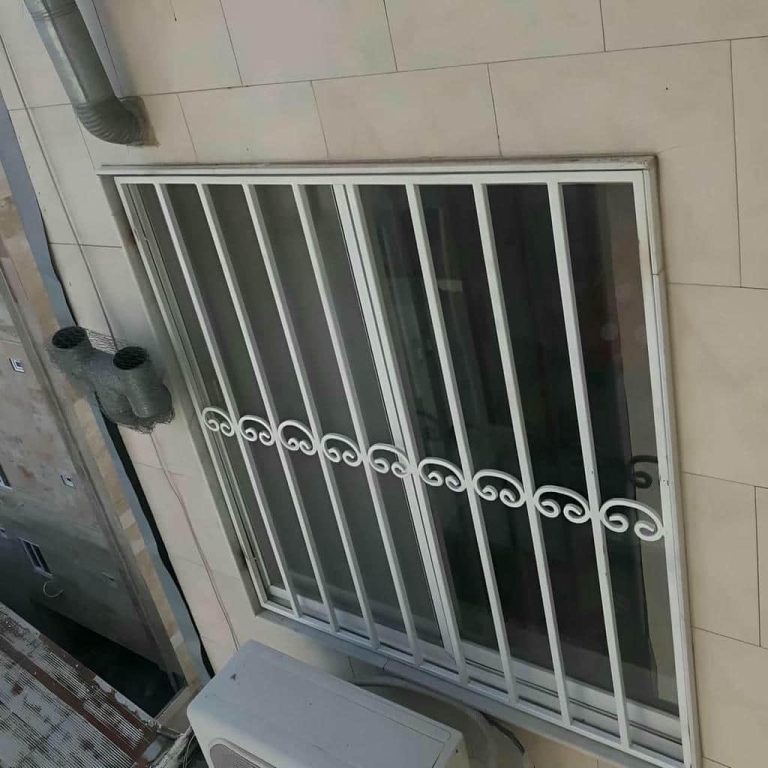 حفاظ پنجره فرفورژه در محمدشهر حفاظ پنجره فرفورژه در محمدشهر