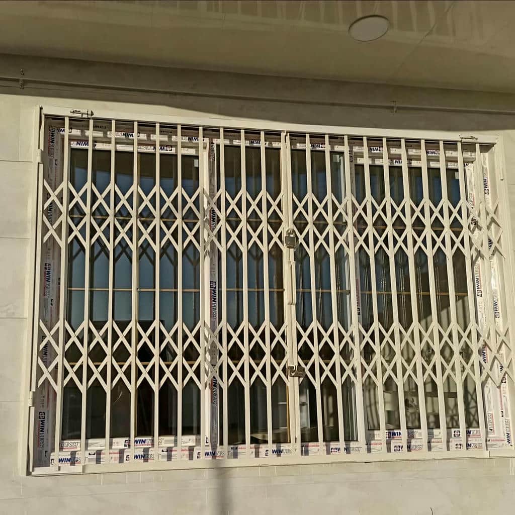 قیمت حفاظ پنجره فرفورژه لوکس در بندرعباس