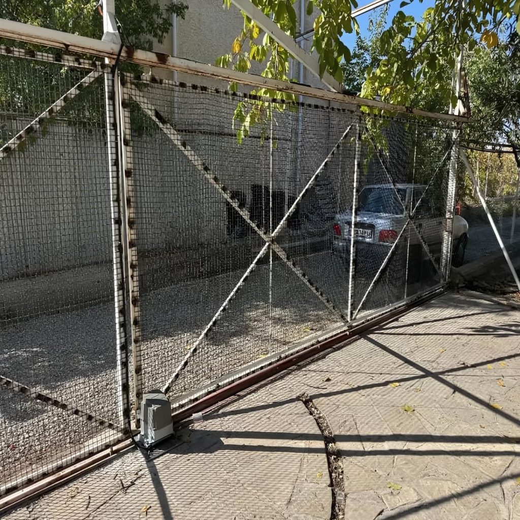 نصب جک درب پارکینگ اتوماتیک ریلی در تهران نصب جک درب پارکینگ اتوماتیک ریلی در تهران