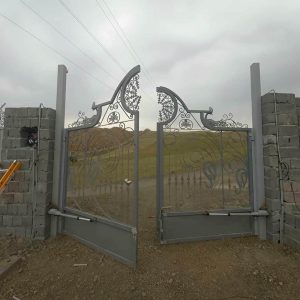 جک درب پارکینگ اتوماتیک در کمال شهر