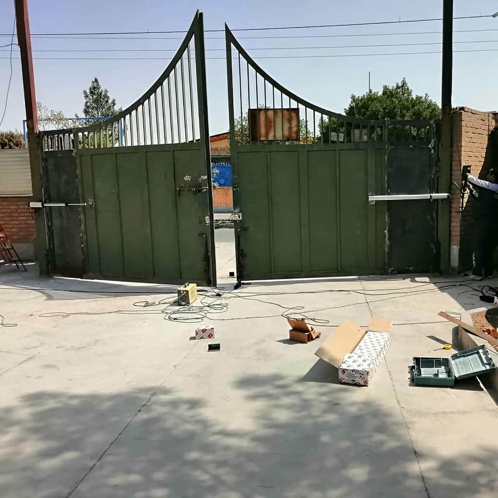 جک درب پارکینگ اتوماتیک در سمنان