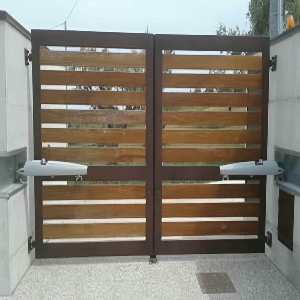 جک درب پارکینگ اتوماتیک در مریوان