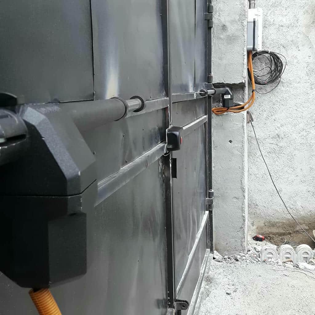 جک درب پارکینگ اتوماتیک در دماوند