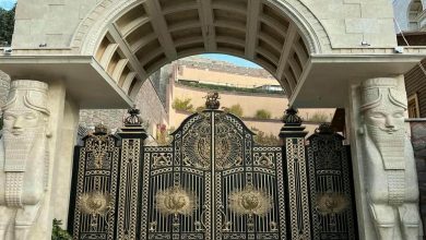 درب حیاط ویلا در نیشابور
