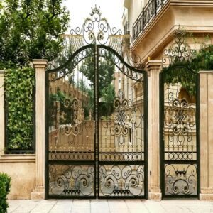 درب حیاط ویلا در مهرشهر کرج