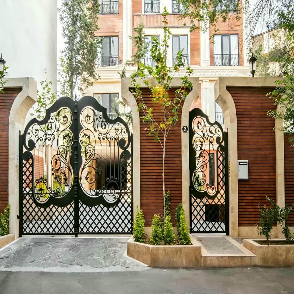 خرید درب حیاط ویلا آهنی در مریوان