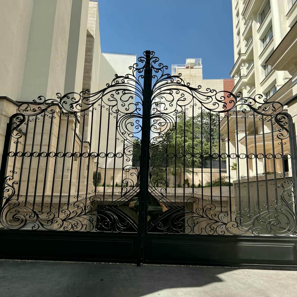 فروش درب حیاط ویلا کلاسیک در بندر چابهار