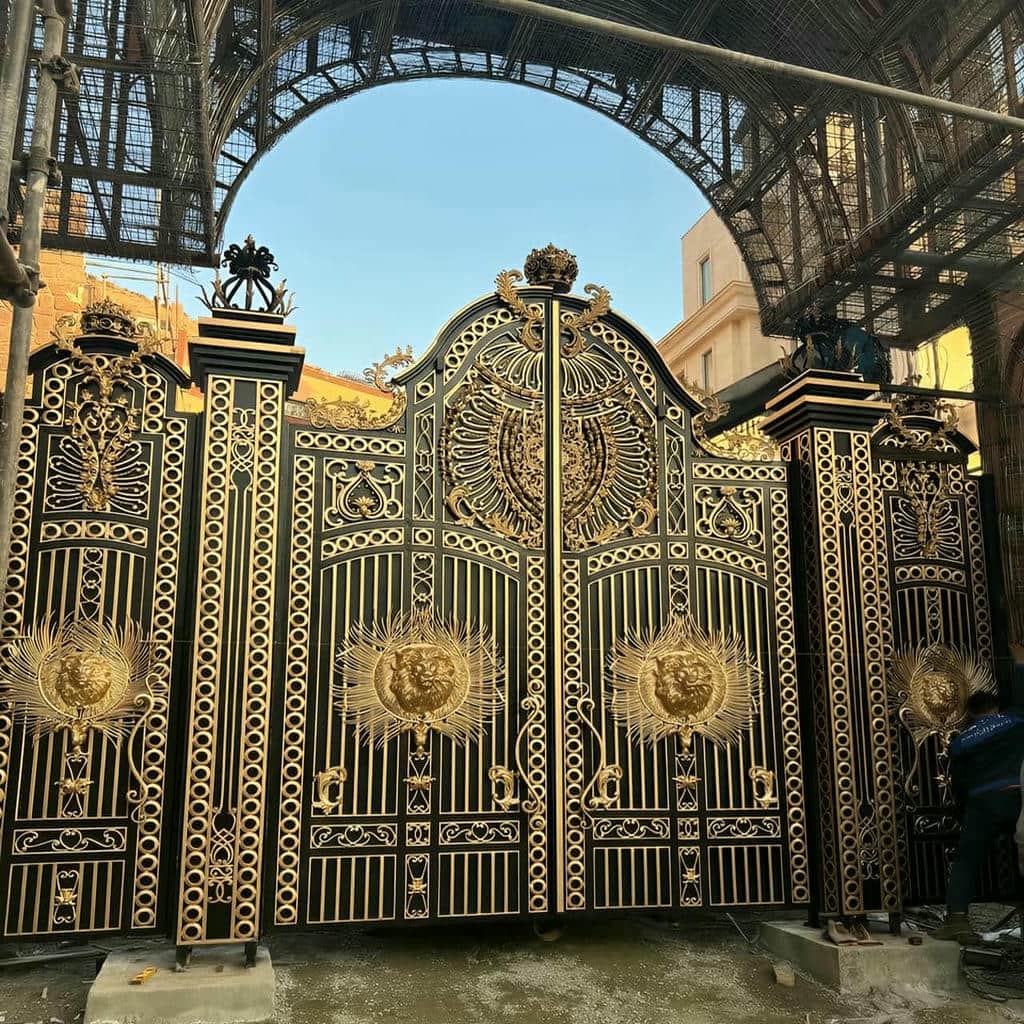 درب حیاط ویلا در بوشهر