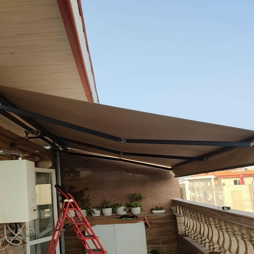 سایبان برقی و دستی با کنترل ریموت برای مدل موتوردار سایبان برقی و دستی با کنترل ریموت برای مدل موتوردار