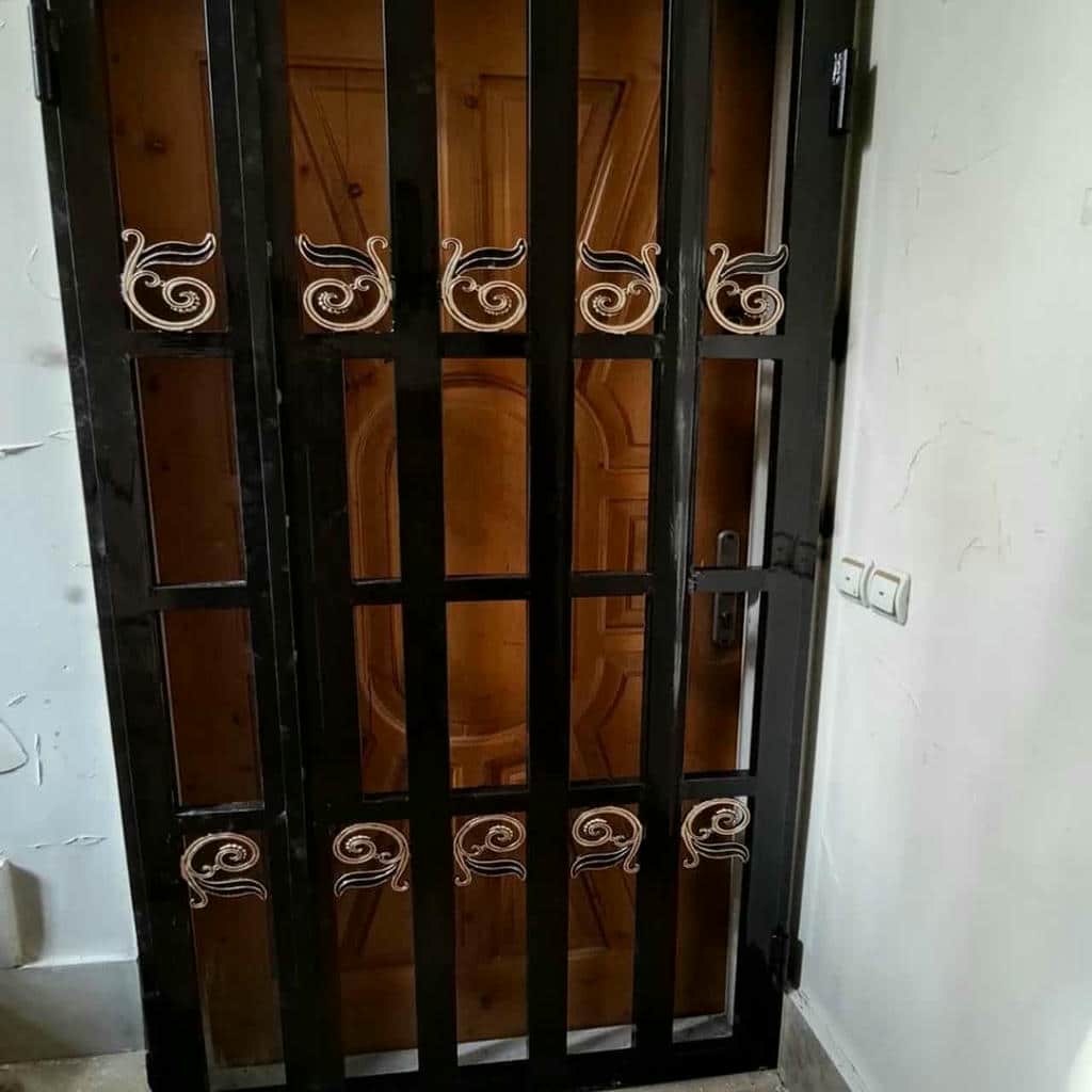 حفاظ مناسب ایام سفر و خانه خالی | درب آکاردئونی، حفاظ پنجره یا حفاظ دیوار