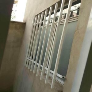 خرید حفاظ پنجره ساده، مدرن و فرفورژه | انتخاب مدل مناسب برای ساختمان شما