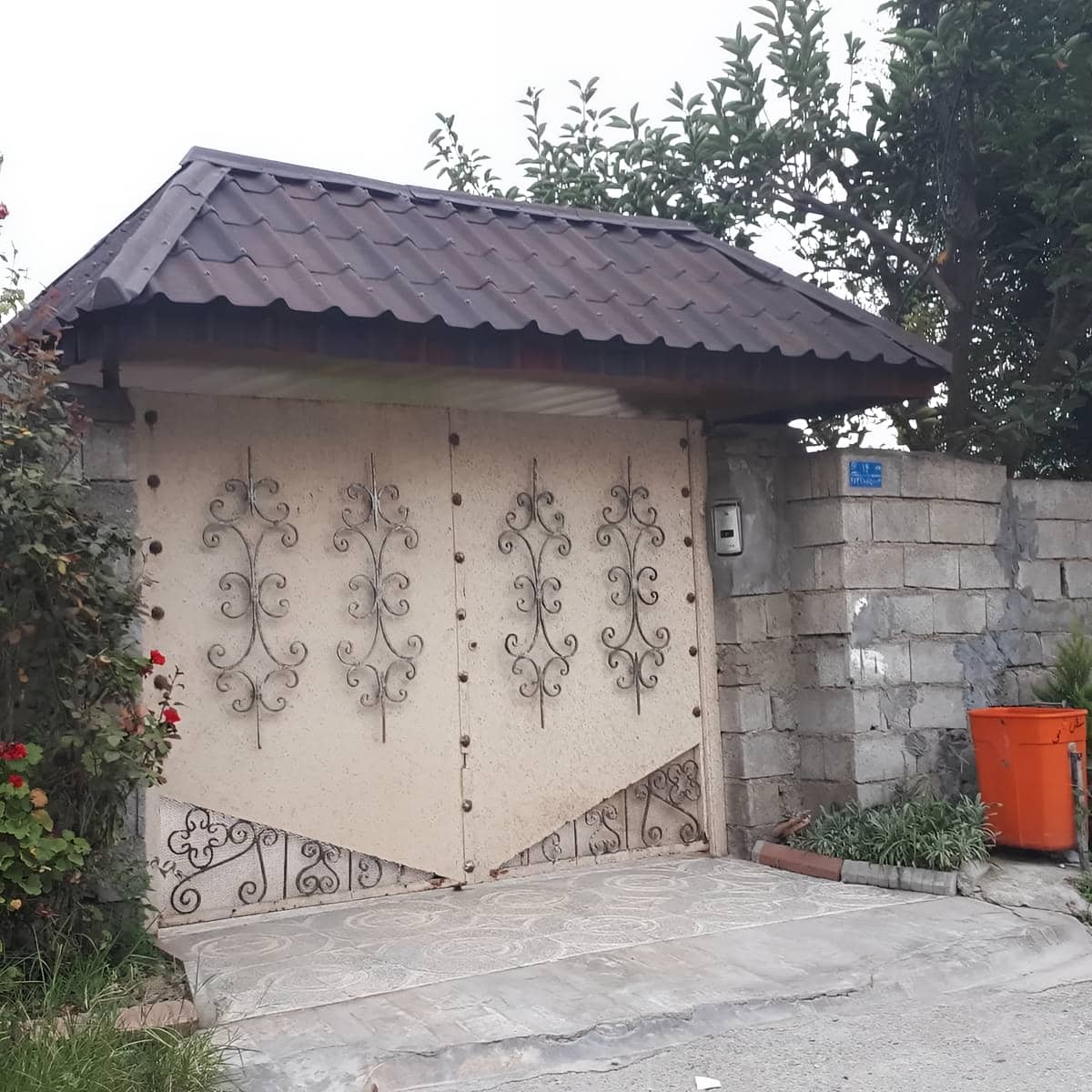 آردواز فلزی شیک ویلا