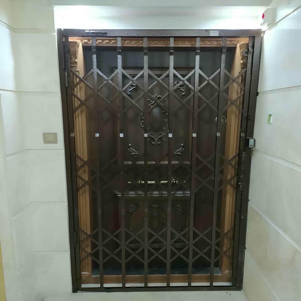 طرح سه گل درب آکاردئونی طلایی سلطنتی