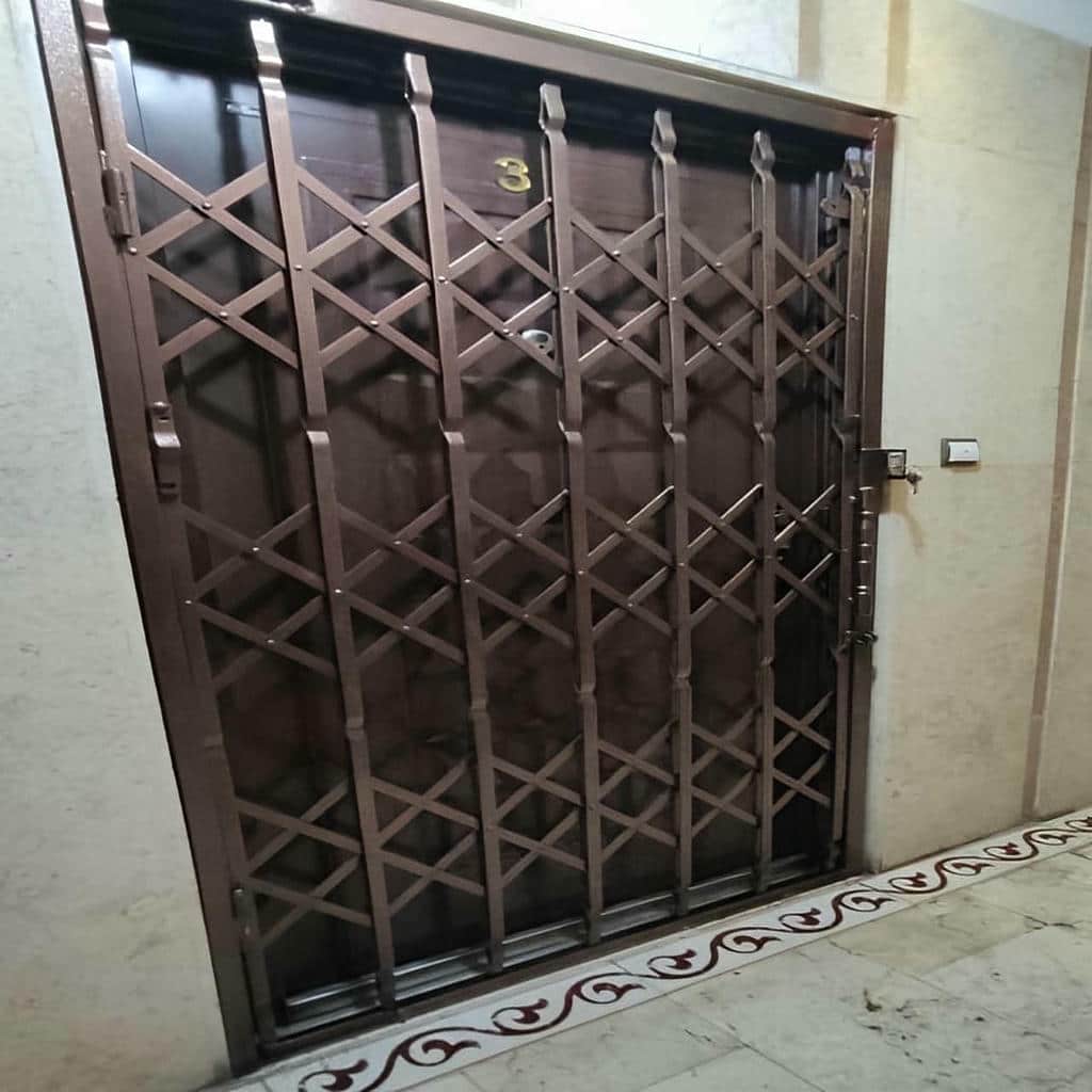 خدمات نصب حفاظ آکاردئونی با رگلاژ کامل