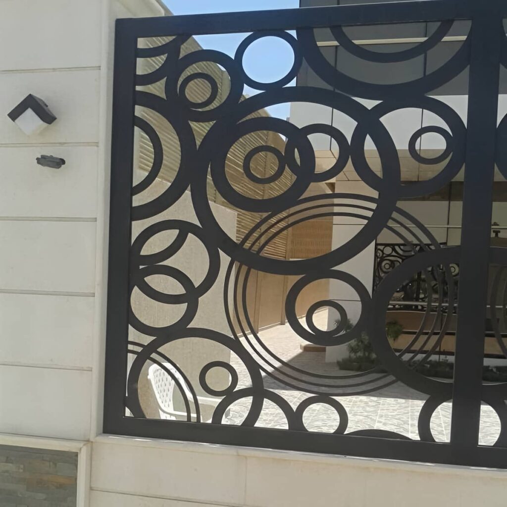 حفاظ پنجره دوجداره ضد سرقت با شبکه مربعی