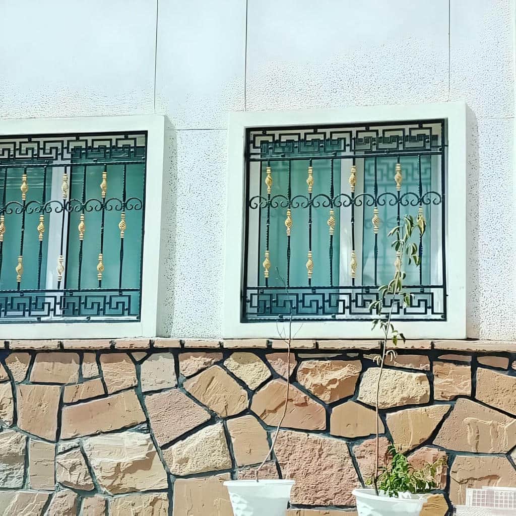 حفاظ پنجره طرح دار لیزری مدل هندسی