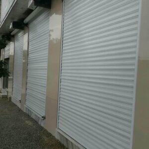 11 مدل کرکره برقی رنگی نمای فروشگاه