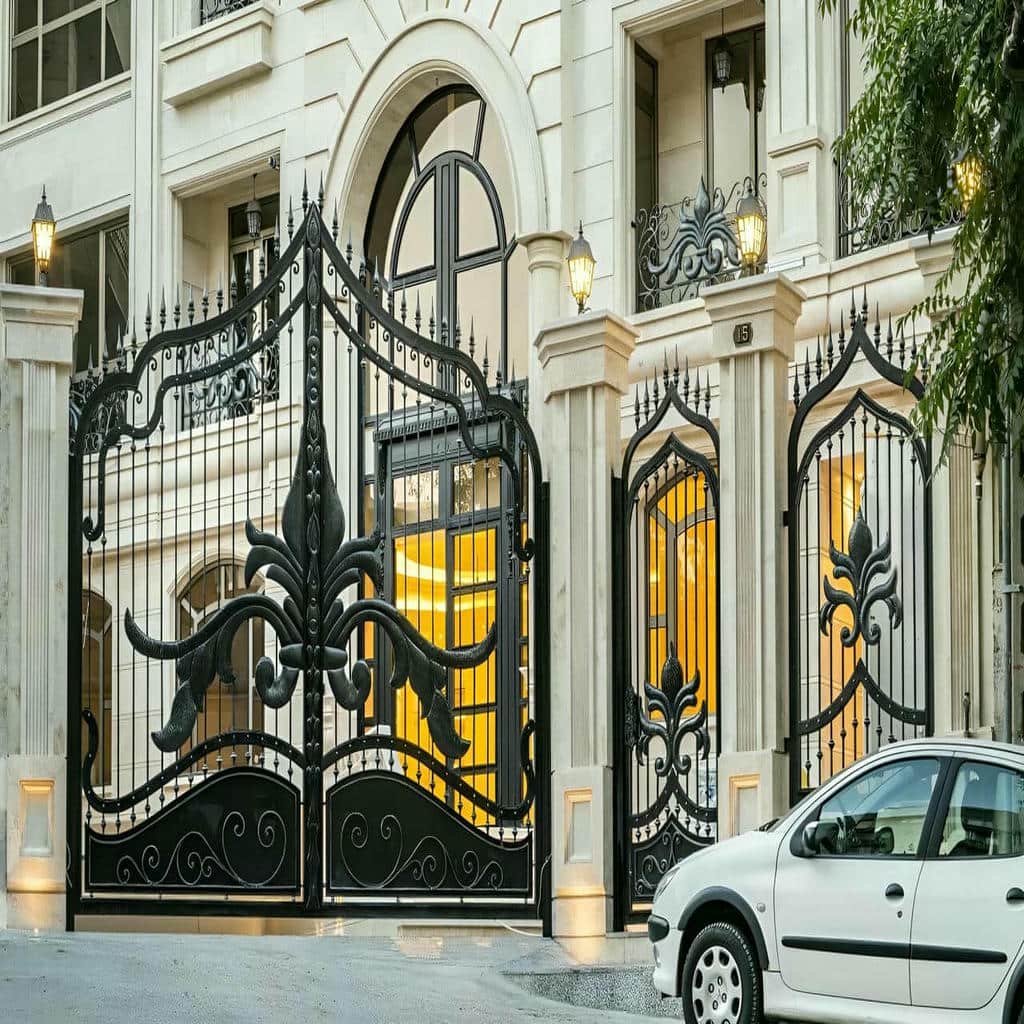 قیمت درب ویلایی فرفورژه بر پایه وزن و متریال