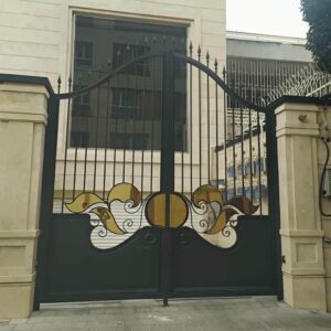 12 مدل درب پارکینگ آهنی ریلی