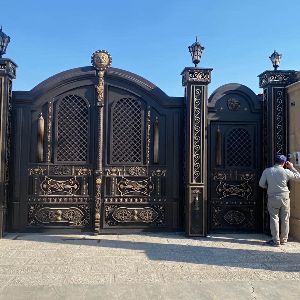 قیمت درب پانل دار بر اساس مشخصات ساخت